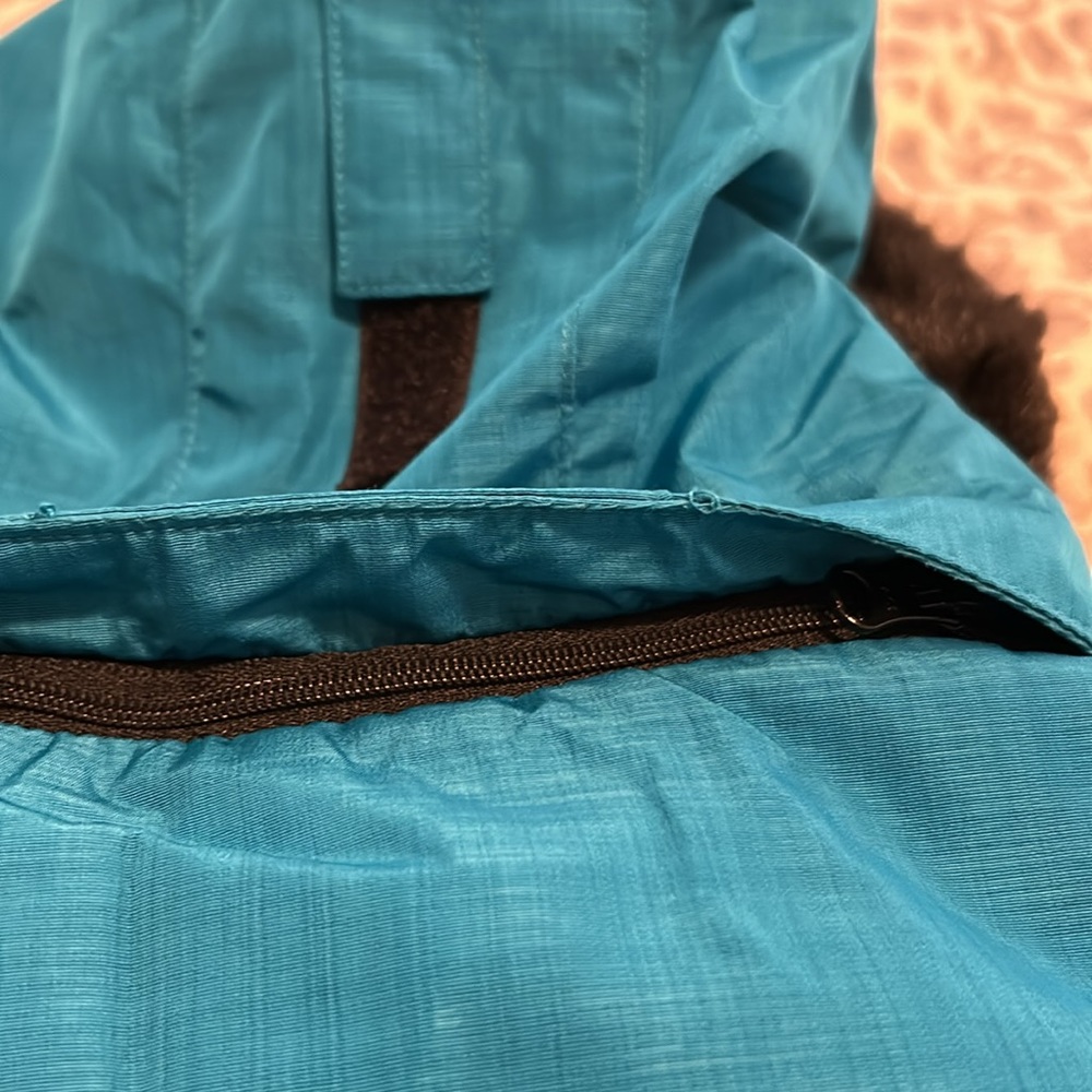 Ski jacket - Picture 11 of 16